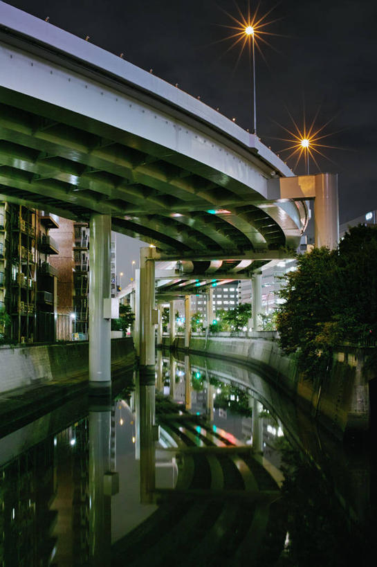 无人,竖图,室外,夜晚,河流,城市,建筑,立交桥,路灯,东京,日本,弯曲,反射,桥,首都,摄影,千代田区,照亮,高架道路,水坑,彩图