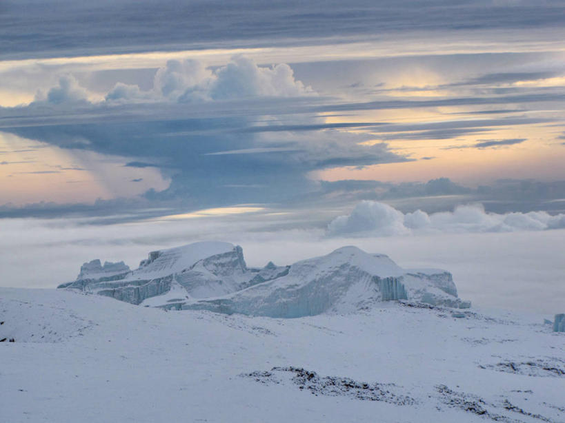 无人,横图,室外,白天,美景,雪,坦桑尼亚,景观,山顶,云,宏伟,风景,天空,自然,景色,寒冷,摄影,宁静,自然风光,冰河,乞力马扎罗山,彩图