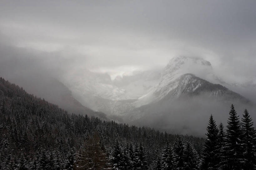 无人,横图,黑白,室外,白天,美景,山,山脉,雪山,意大利,景观,云,冬天,树,风景,天空,自然,景色,摄影,宁静,自然风光,意大利文化,自然地理