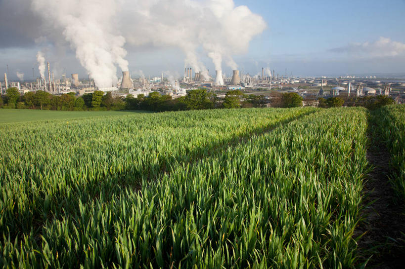 无人,工厂,横图,室外,化工厂,农作物,烟囱,建筑,英国,环保,田地,云,黎明,首都,苏格兰,天空,烟,工业,摄影,生长,能源,污染,回收,资源,早晨,利用,低碳,循环,工业建筑,持续,空气污染,爱丁堡,彩图,制造厂,生产工厂