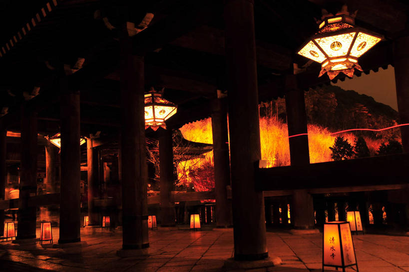无人,横图,室内,夜晚,日本,日本文化,柱子,历史,摄影,宗教,佛教,京都府,宁静,照亮,照明设备,清水寺,京都市,彩图