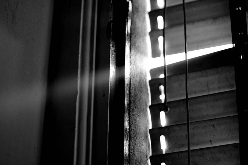 无人,横图,黑白,室内,白天,窗户,意大利,百叶帘,摄影,宁静,米兰