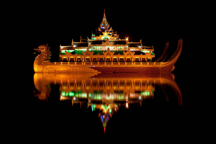 无人,横图,室外,夜晚,湖,缅甸,对称,反射,首都,运输,摄影,照亮,彩图,仰光,缅甸文化,船屋