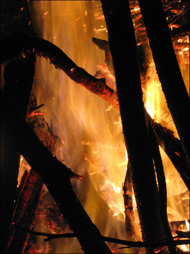 无人,竖图,室外,特写,夜晚,火,英国,木制,火焰,燃烧,热,摄影,坎布里亚,危险,彩图,营火