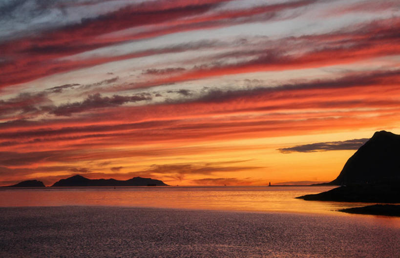 无人,横图,室外,海洋,挪威,欧洲,云,风景,天空,自然,黄昏,摄影,宁静,斯堪的纳维亚,北欧,斯堪的那维亚,斯堪的那维亚半岛,斯堪的纳维亚半岛,剪影,挪威王国,默勒.鲁姆斯达尔,默勒.鲁姆斯达尔郡,海滩,岩石,彩图