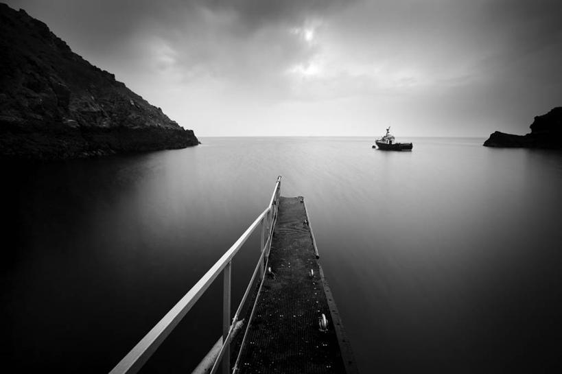 无人,横图,黑白,室外,白天,海洋,山,船,英国,云,自然,运输,摄影,宁静,彭布罗克郡