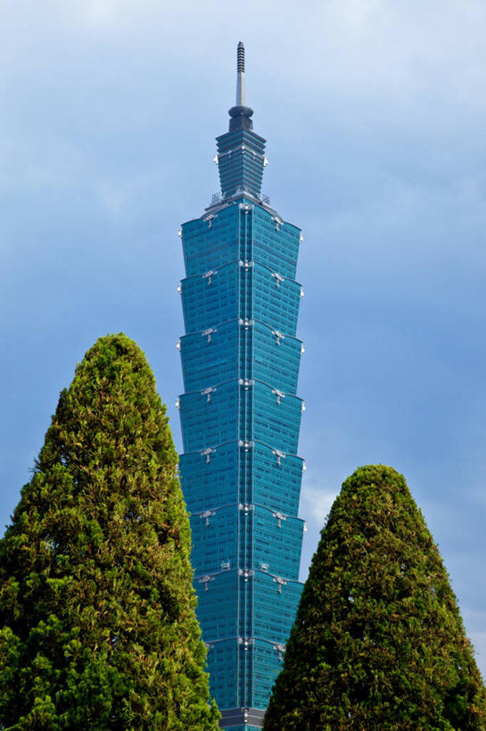 无人,竖图,室外,白天,城市,建筑,台湾,云,塔,首都,现代,树,天空,金融,摄影,台北,台北101,彩图