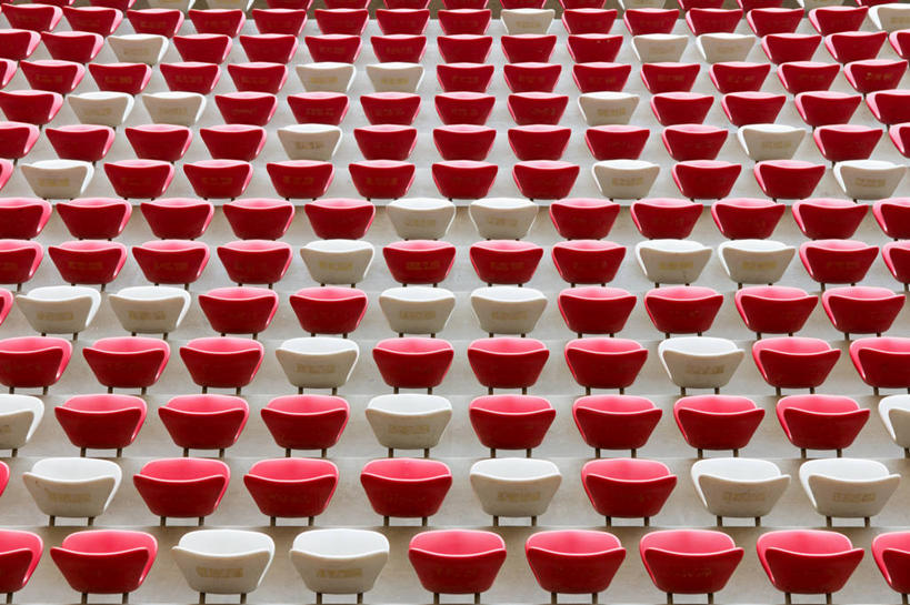 无人,横图,室外,白天,椅子,北京,一排,许多,丰富,整齐,首都,很多,座位,排列,红色,白色,摄影,队列,国家体育场,彩图