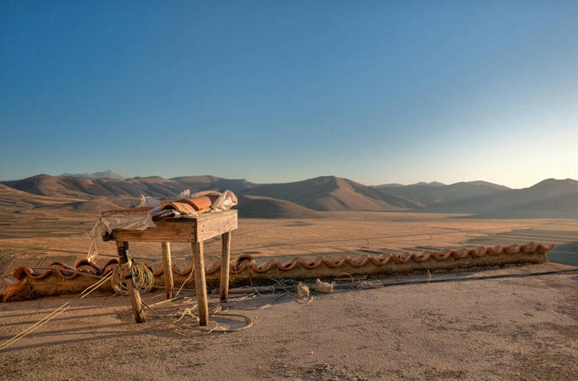 无人,横图,室外,白天,旅游,度假,美景,山,山脉,桌子,日光,意大利,高原,景观,瓦,娱乐,自然,绳子,享受,休闲,景色,放松,摄影,宁静,自然风光,万里无云,自然地理,彩图