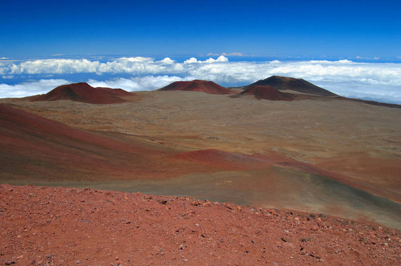 无人,横图,室外,白天,旅游,度假,火山,美景,山,山脉,美国,地形,火山口,景观,山顶,云,娱乐,风景,天空,自然,享受,休闲,景色,放松,摄影,环境,岩层,自然风光,大洋洲,夏威夷群岛,太平洋岛屿,自然地理,休眠火山,岩石,火山渣锥