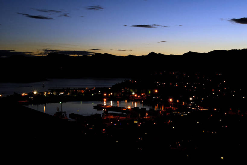 无人,横图,室外,夜晚,度假,美景,山,城市风光,城市,新西兰,反射,景观,城镇,光亮,娱乐,自然,社区,享受,休闲,景色,放松,摄影,宁静,环境,照亮,剪影,逆光,澳大拉西亚,克赖斯特彻奇,彩图,旅行