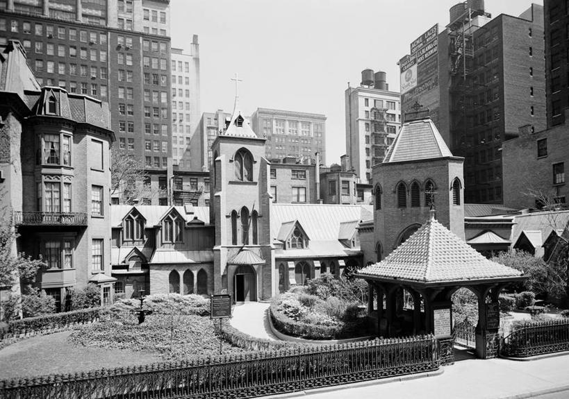 无人,教堂,横图,黑白,室外,草坪,城市,建筑,纽约,美国,篱笆,古典,历史,摄影,宗教,基督教,第五大道,纽约州,树篱