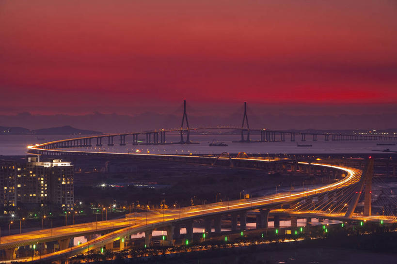 无人,横图,全景,室外,白天,正面,长时间曝光,旅游,度假,日落,天际线,标志建筑,大桥,道路,地标,建筑,路,桥梁,公路,照明,韩国,亚洲,一排,许多,曲折,弯曲,整齐,晚霞,霞光,落日,斜拉桥,桥,交通,很多,娱乐,建设,灯,排列,红色,黄昏,灯具,享受,休闲,旅游胜地,彩霞,放松,蜿蜒,照亮,照明设备,队列,曝光,东亚,前照灯,前大灯,车前灯,大韩民国,广域市,仁川,仁川市,仁川广域市,夕照,薄暮,斜张桥,夕阳,马路,彩图,傍晚,斜阳,仁川大桥