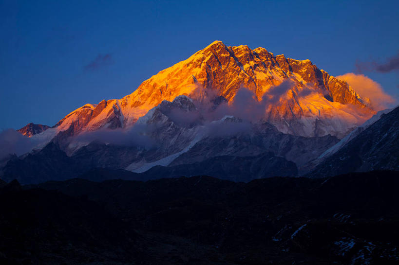 无人,横图,室外,白天,正面,旅游,度假,美景,日落,山,雪,雪山,大雪,尼泊尔,亚洲,冰,积雪,景观,山峰,晚霞,霞光,雪景,冬季,冬天,落日,山峦,娱乐,自然,黄昏,享受,休闲,景色,彩霞,放松,寒冷,冰冷,自然风光,南亚,喜马拉雅山脉,尼泊尔王国,喜马拉雅山,严寒,喜马拉雅,冰凉,酷寒,凛冽,凛凛,极冷,夕照,薄暮,专区,夕阳,彩图,傍晚,萨加玛塔专区,斜阳,努子峰