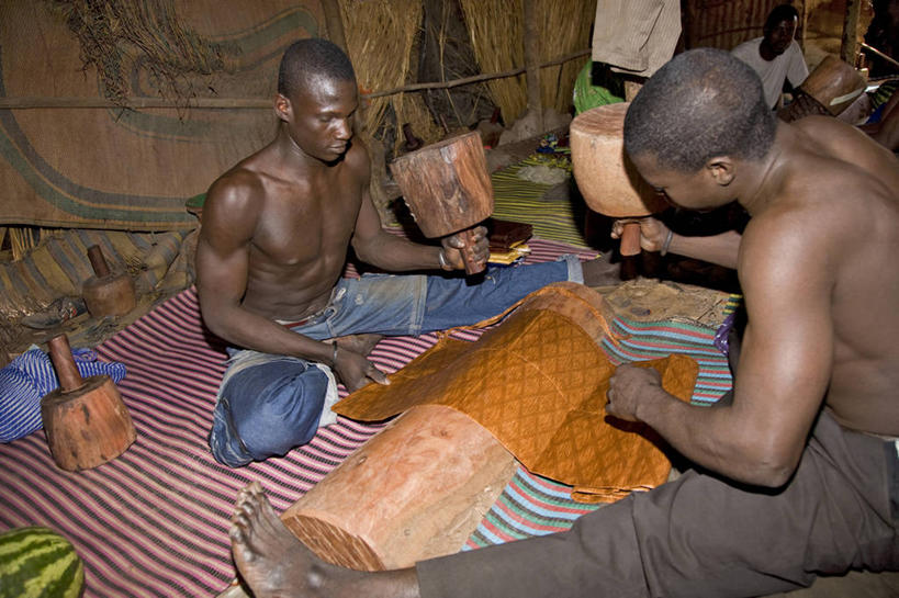 儿童,成年人,人群,竖图,彩色,城市,纺织品,非洲,马里,材料,首都,衣服,摄影,五颜六色,色彩斑斓,五彩缤纷,棉线,五彩斑斓,阿非利加洲,巴马科,马里共和国,西非,五光十色,女孩,女人,彩图,传统文化