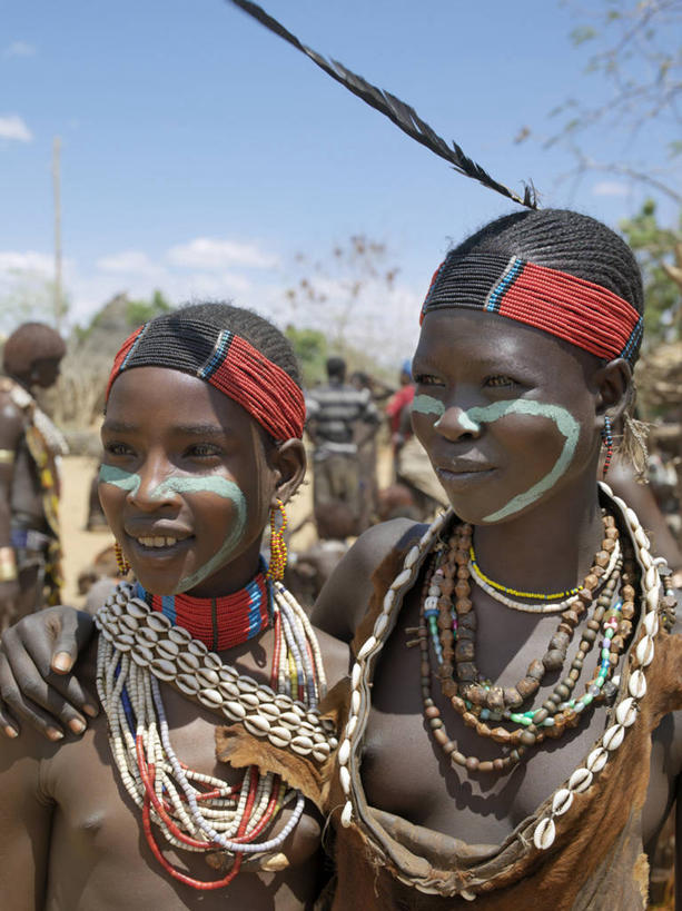 儿童,成年人,一个人,竖图,项链,非洲,埃塞俄比亚,束发带,珠子,市场,摄影,发辫,非洲文化,男孩,男人,彩图,传统服装,传统文化