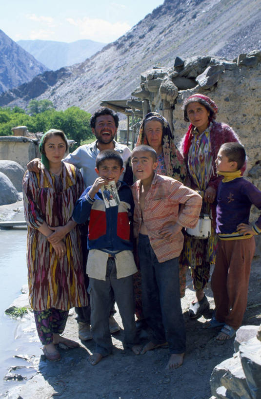儿童,家庭,母亲,父亲,竖图,塔吉克斯坦,亚洲,摄影,中亚,丝绸之路,男孩,女孩,彩图,传统服装