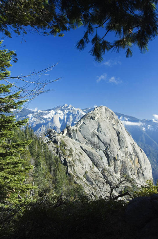 无人,竖图,室外,山,山脉,美国,地形,山顶,蓝色,风景,天空,自然,摄影,花岗岩,国家公园,加利福尼亚,红杉国家公园,红杉,岩石,彩图