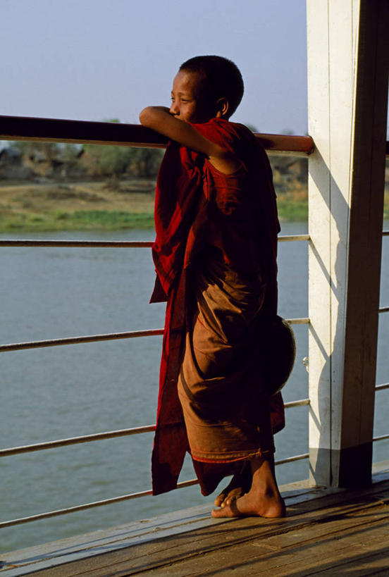 寺庙,竖图,缅甸,亚洲,首都,钻石,宝塔,黄金,地标建筑,摄影,宗教,东南亚,佛教,神殿,宗教建筑,缅甸联邦,瑞德贡大金塔,仰光大金塔,仰光大金寺,雪德宫大金塔,大金塔,瑞大光塔,瑞光大金塔,彩图,仰光,雪达根大金寺,贵重宝石