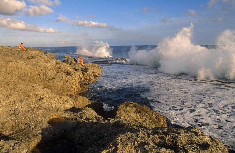 无人,横图,室外,旅游,度假,海洋,水,汤加,行人,游客,游人,喷,飞溅,珊瑚,岛,地形,海岸线,宏伟,热,路人,旅客,风景,思考,摄影,热带气候,南太平洋,太平洋岛屿,过客,海滩,群岛,彩图,旅行