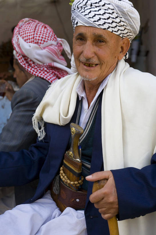 成年人,一个人,竖图,城市,也门,仅一个男性,首都,地标建筑,摄影,中东,肖像,萨那,阿拉伯,男人,彩图,阿拉伯半岛