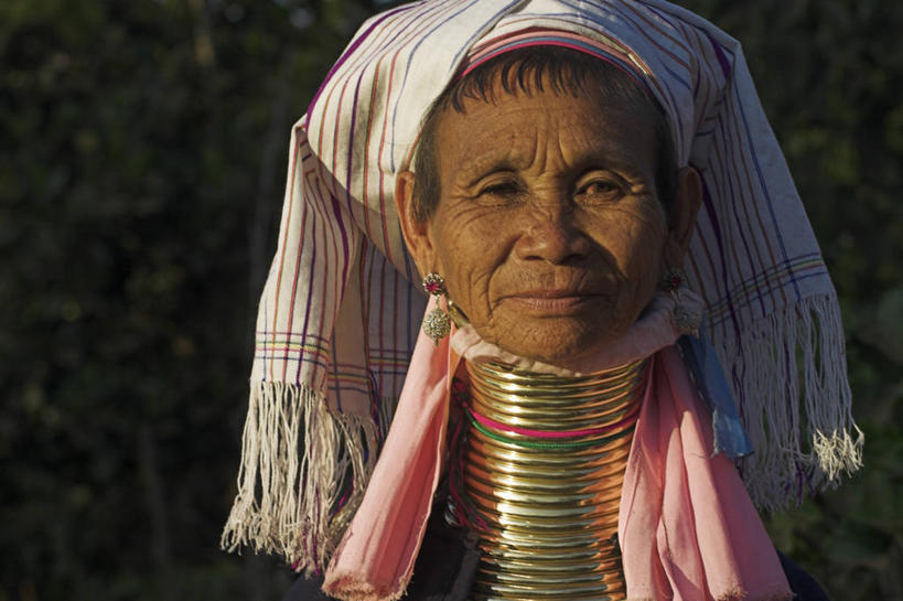 成年人,老年人,一个人,横图,缅甸,亚洲,仅一个女性,仅一个人,人体,摄影,东南亚,仅一个老年女性,肖像,掸邦,老年女性,女人,女性,彩图,传统文化