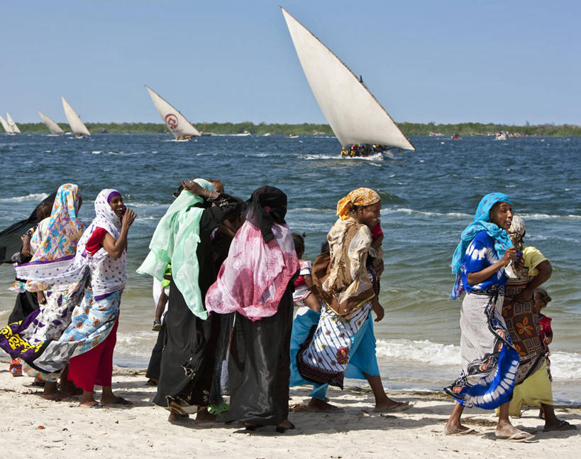 帆船,成年人,笑,横图,快乐,欣喜若狂,竞争,船,非洲,肯尼亚,木制,交通工具,帆,摄影,航海,伊斯兰教,载具,美术工艺,阿伦岛,女人,彩图,旅行