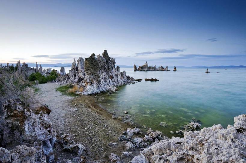 无人,横图,俯视,室外,湖,美国,地平线,地形,水平线,风景,黄昏,摄影,北美,北美洲,岩层,加利福尼亚,美洲,加州,加利福尼亚州,万里无云,金州,黄金州,北亚美利加洲,亚美利加洲,蒙罗湖,莫诺县,死水,岩石,彩图,高角度拍摄,美利坚合众国