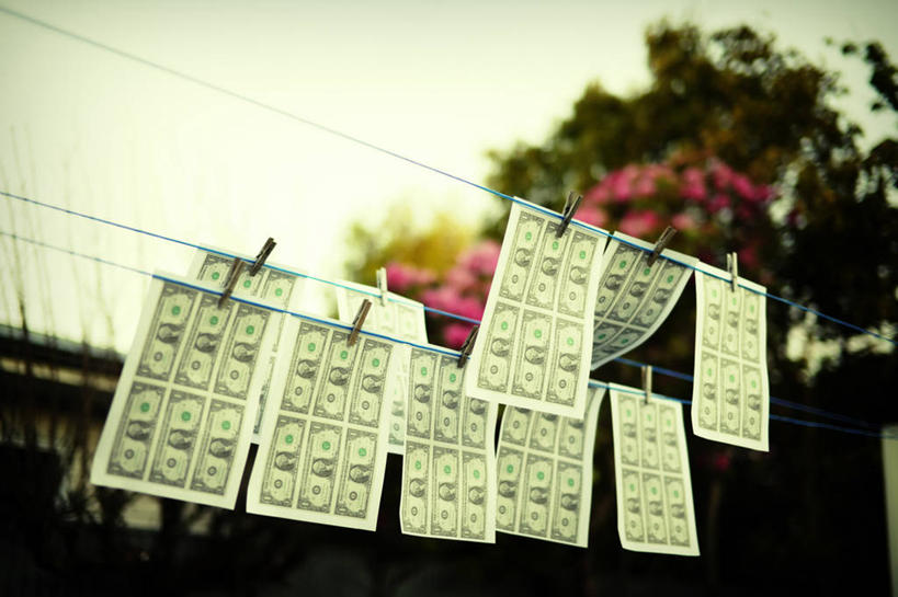 无人,横图,室外,白天,钱,美元,新西兰,吊挂,悬挂,钱币,美金,挂,树,天空,晾衣服,钞票,金融,纸币,摄影,经济,美圆,流通,纸钞,贸易,衣夹,烘干,货币,现金,彩图