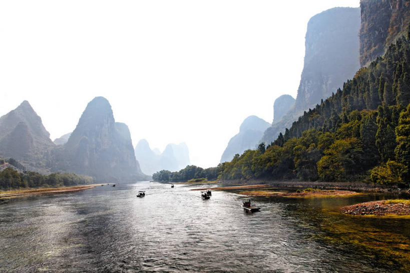 无人,横图,室外,白天,河流,美景,山,山脉,船,桂林,景观,树,自然,景色,运输,摄影,广西,自然风光,漓江,阳朔,万里无云,彩图