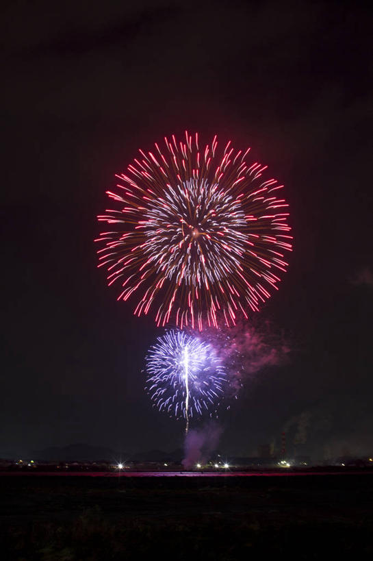 无人,竖图,室外,夜晚,夜生活,爆炸,静冈县,日本,庆祝,日本文化,火花,天空,焰火,摄影,照亮,彩图