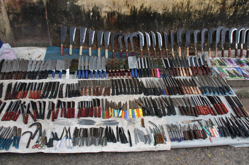 无人,横图,俯视,室外,白天,街道,印度,许多,丰富,很多,货摊,零售,摄影,多样,餐刀,选择,喀拉拉邦,彩图,高角度拍摄