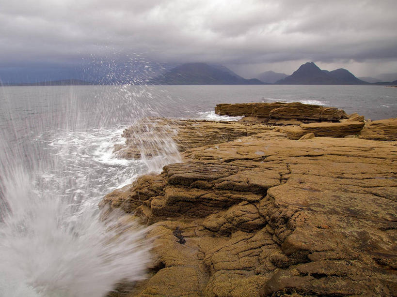 无人,横图,室外,白天,海浪,海洋,美景,英国,溅,岛,景观,云,天空,自然,波浪,景色,摄影,宁静,自然风光,斯盖岛,岩石,彩图
