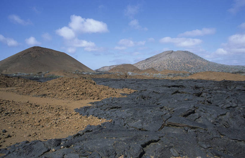 横图,室外,白天,旅游,度假,火山,美景,巴西,萨尔瓦多,厄瓜多尔,地形,景观,云,娱乐,天空,自然,地标建筑,享受,休闲,景色,熔岩,南美,放松,摄影,南美洲,气候,拉丁美洲,自然风光,美洲,巴西联邦共和国,首府,亚美利加洲,南亚美利加洲,巴伊亚,巴伊亚州,加拉帕戈斯群岛,地质学,自然地理,活火山,彩图