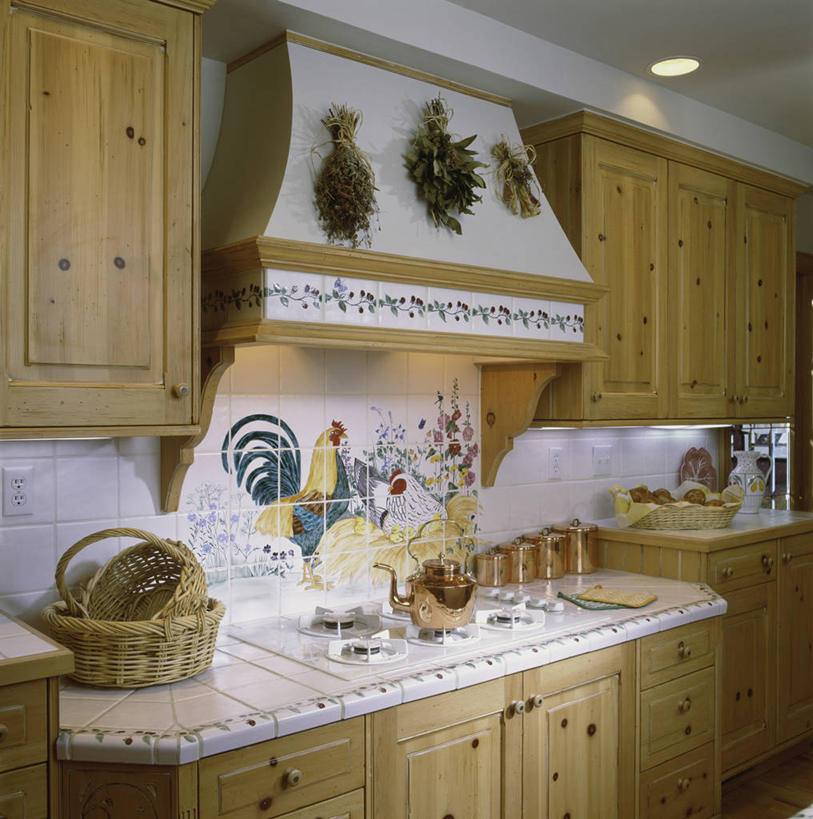 家,重复,厨房,一排,整齐,木制,瓷砖,篮子,房屋,陶瓷制品,干净,排列,茶壶,队列,烧水壶,炊具,式样,设计,公鸡,风帽