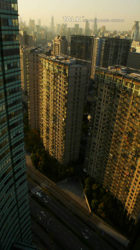 无人,家,高楼大厦,横图,俯视,航拍,室外,白天,度假,美景,日落,城市风光,城市,大厦,道路,建筑,路,摩天大楼,公路,汽车,上海,中国,亚洲,房屋,屋子,景观,晚霞,霞光,落日,公寓,交通,娱乐,建设,洋房,楼房,住宅,车,黄昏,交通工具,轿车,享受,休闲,景色,彩霞,放松,申,鸟瞰,载具,黄浦区,东亚,上海市,中华人民共和国,沪,华东地区,夕照,薄暮,夕阳,马路,彩图,高角度拍摄,傍晚,房子,大楼,高层建筑,高楼,摩天楼,复兴东路,中山南路,斜阳,shcm1