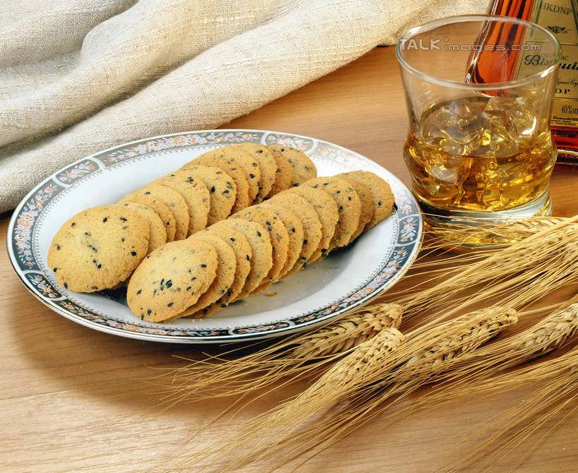 点心,葡萄酒,无人,横图,俯视,室内,特写,白天,奢侈,快乐,农作物,小麦,餐桌,桌子,杯子,餐具,阴影,反射,碟子,盘,影子,谷物,食品,曲奇,浪漫,玻璃制品,酒,食物,饮料,盘子,餐巾,水杯,碟,饼干,零食,香槟,诱惑,麦子,餐台,曲奇饼,曲奇饼干,气泡酒,起泡酒,汽酒,保洁方巾,口布,玻璃杯,彩图,高角度拍摄,高兴,欢笑,shrj1