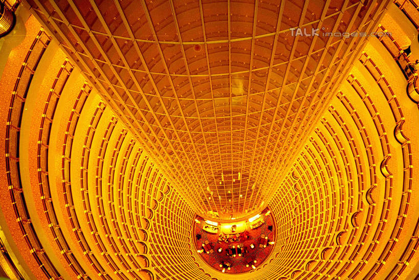 无人,高楼大厦,横图,俯视,室内,白天,度假,美景,城市风光,标志建筑,城市,大厦,地标,建筑,摩天大楼,上海,中国,亚洲,阴影,光线,圆形,图形,影子,圆,景观,灯光,几何,娱乐,建设,金茂大厦,浦东,享受,休闲,金色,景色,放松,申,富贵,数学,陆家嘴,浦东新区,东亚,忠诚,上海市,中华人民共和国,沪,华东地区,富丽,名誉,荣华,彩图,高角度拍摄,大楼,高层建筑,高楼,摩天楼,几何图形,平面图形,shtjw1