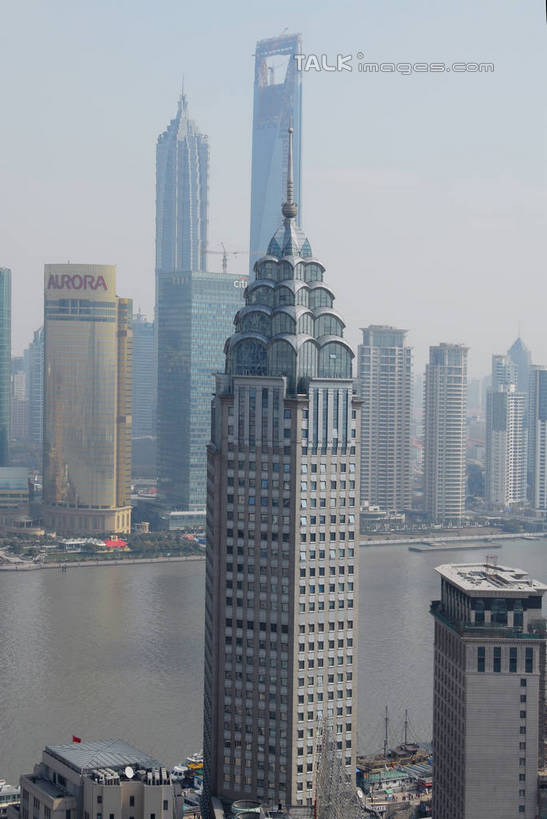 无人,高楼大厦,竖图,室外,白天,正面,度假,河流,美景,水,城市风光,标志建筑,城市,大厦,地标,建筑,摩天大楼,上海,中国,亚洲,阴影,波纹,光线,影子,河水,景观,水流,涟漪,娱乐,建设,金茂大厦,浦东,蓝色,倒影,蓝天,水纹,天空,阳光,波浪,天,享受,休闲,景色,放松,环球金融中心,晴朗,申,倒映,黄浦区,金融中心,陆家嘴,陆家嘴金融贸易区,浦东新区,上海环球金融中心,东亚,上海市,光明大厦,万里无云,中华人民共和国,沪,华东地区,水晕,反照,金茂大楼,环球金融中心大厦,晴空,晴空万里,彩图,大楼,高层建筑,高楼,摩天楼,金陵东路,shzxz1