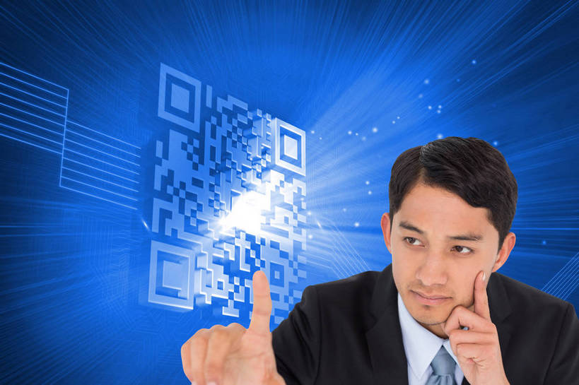 东方人,一个人,无人,商务人士,商务男性,横图,室内,白天,正面,衬衫,数码,电子,科技,亚洲,仅一个男性,仅一个人,撑,指,阴影,套装,网络,信息,标签,符号,数字,领带,高光,几何,计算机图形,合成,托腮,注视,黄种人,方向,标识,仅一个年轻男性,观察,看,手势,托,观看,条形码,电脑合成图,数码合成图,察看,指向,象征,庄重,食指,合成图,关注,托下巴,编码,商务装,身份,条码,工薪阶层,二维码,写实,具体,具象,正式,地位,单手托腮,男人,男性,年轻男性,亚洲人,白领,上班族,半身,彩图,衬衣,商业,二维条码