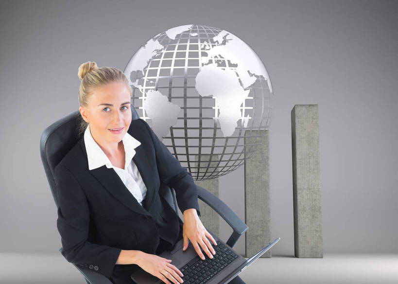 西方人,一个人,无人,商务人士,商务女性,坐,捧,笑,微笑,露齿笑,横图,室内,白天,正面,电脑,笔记本电脑,数码,数据,仪器,科技,海洋,地图,椅子,欧洲,欧洲人,仅一个年轻女性,仅一个女性,仅一个人,敲打,握,阴影,灰色背景,套装,分析,网格,网络,地球仪,图表,线条,世界地图,地球,陆地,表格,高光,几何,计算机图形,拿,合成,全球,拿着,注视,输入,通讯设备,座椅,球,经纬线,模型,打字,观察,看,球体,握着,地理,国家,观看,点击,敲击,统计,电脑合成图,数码合成图,大陆,察看,世界,无线,合成图,关注,指标,销售,通信设备,目标,商务装,无线网络,纬线,业绩,版图,柱状图,经线,无线上网,便携式电脑,工薪阶层,经纬仪,地理学,写实,具体,具象,升降椅,按键,手提电脑,年轻女性,女人,女性,白种人,白领,上班族,端,端着,捧着,手捧,抬头,仰头,坐着,半身,彩图,长条图,条图,条状图,大洋,大洲