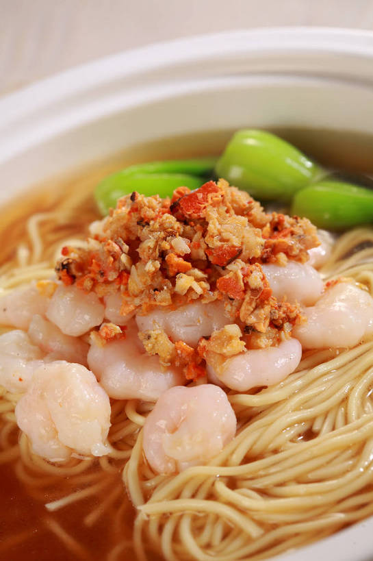 面食,面条,内脏,无人,竖图,俯视,室内,特写,白天,烹饪,中餐,餐桌,桌子,蔬菜,阴影,新鲜,反射,影子,陶瓷,青菜,面,肉,虾仁,料理,食品,陶瓷制品,蟹肉,菜肴,美食,肉类,食物,一个,绿色,容器,碗,中式,佳肴,有机食品,绿色食品,单个,餐台,中华料理,储藏,虾肉,储存,小白菜,肉食,蟹黄,不结球白菜,彩图,高角度拍摄,贮存,shjb1