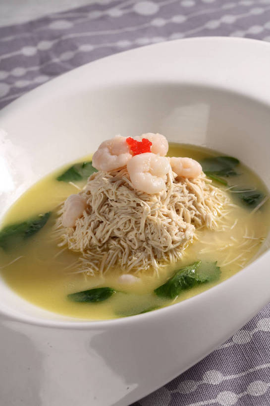 豆腐,无人,竖图,俯视,室内,特写,白天,烹饪,中餐,餐桌,桌子,蔬菜,叶子,阴影,新鲜,反射,布料,影子,陶瓷,青菜,肉,虾仁,料理,食品,绿叶,陶瓷制品,布纹,豆腐干,菜肴,美食,肉类,桌布,食物,一个,绿色,白色,餐巾,容器,台布,碗,中式,嫩叶,佳肴,有机食品,绿色食品,单个,餐台,中华料理,储藏,豆干,虾肉,豆制品,储存,小白菜,肉食,干丝,不结球白菜,叶,叶片,餐桌布,彩图,高角度拍摄,干子,素火腿,贮存,shjb1,虾仁烩干丝