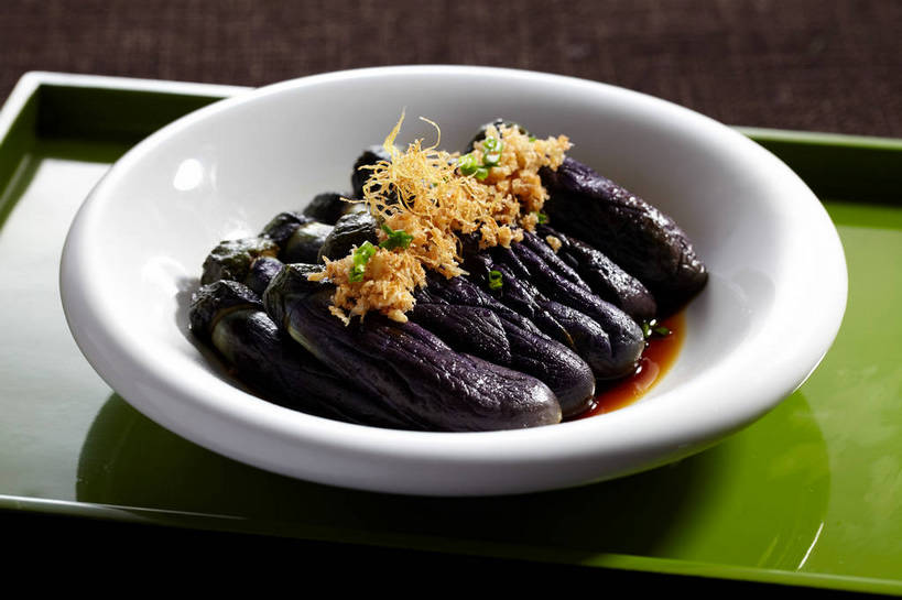 海鲜,无人,横图,俯视,室内,特写,白天,烹饪,中餐,餐桌,桌子,茄子,蔬菜,餐具,一排,许多,阴影,新鲜,整齐,反射,鱼,碟子,盘,影子,葱,青葱,料理,食品,鲣鱼,很多,水产,菜肴,美食,鱼类,海洋生物,食物,排列,两个,紫色,盘子,碟,中式,佳肴,有机食品,绿色食品,餐台,中华料理,堆,队列,水生动物,海产品,水生物,海底动物,紫茄子,小金枪鱼,炸弹鱼,落苏,酪酥,昆仑瓜,矮瓜,彩图,高角度拍摄,柴鱼片,木鱼花,shjb1