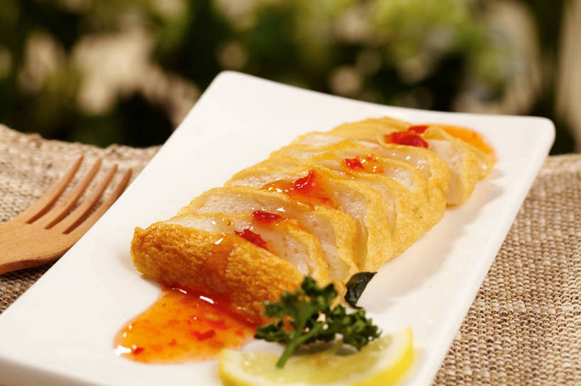 点心,无人,横图,俯视,室内,特写,白天,餐桌,桌子,柠檬,餐具,水果,叶子,一排,许多,切开,朦胧,模糊,新鲜,整齐,木制,叉子,碟子,盘,调料,酱料,酱汁,生食,佐料,料理,食品,果实,绿叶,调味品,很多,调味料,酱,黄金糕,美食,食物,排列,两个,黄色,红色,盘子,木制品,碟,切,中式,嫩叶,有机食品,绿色食品,餐台,队列,剖面,餐叉,切面,叶,叶片,进餐用具,益母果,柠檬片,柠果,彩图,高角度拍摄,shjb1