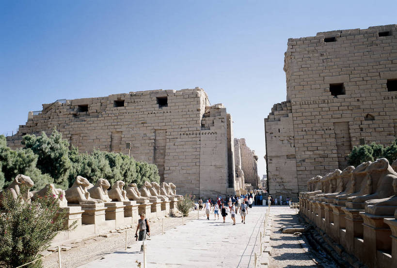 寺庙,横图,彩色,室外,白天,旅游,度假,名胜古迹,标志建筑,地标,建筑,非洲,埃及,清澈,遗迹,文化遗产,神庙,古迹,文化,文物,娱乐,建设,古建筑,石柱,蓝色,天空,天,享受,休闲,旅游胜地,放松,摄影,古代建筑,文明,古文明,北非,卡尔纳克神庙,阿非利加洲,奇迹,古埃及文明,古代文明,明澈,清彻,清亮,彩图,旅行,庙,bj174