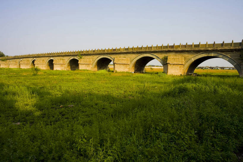 横图,彩色,旅游,度假,名胜古迹,标志建筑,地标,建筑,北京,中国,亚洲,清澈,遗迹,墙,文化遗产,桥,首都,古迹,历史,文物,娱乐,建设,城墙,古建筑,建筑物,墙壁,墙面,古代,蓝色,天空,享受,休闲,旅游胜地,放松,摄影,坚硬,明亮,蓝,中国文化,防御,古文明,东亚,首府,中华人民共和国,北京市,京,北平,华北地区,丰台区,古远,明澈,清彻,清亮,坚固,彩图,旅行,宛平,宛平城,传统文化,bj174