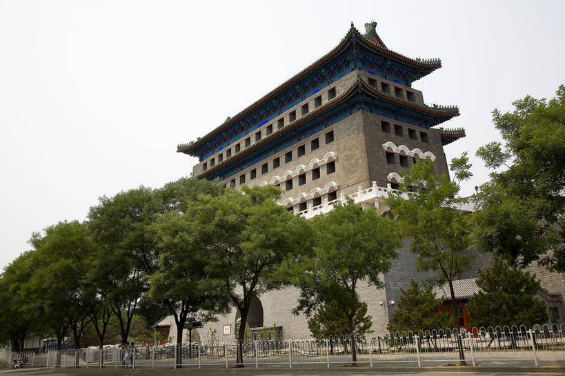 横图,彩色,室外,白天,旅游,度假,商务,美景,名胜古迹,城市风光,标志建筑,城市,道路,地标,建筑,街道,路,公路,北京,中国,亚洲,遗迹,楼,楼阁,景观,文化遗产,交通,繁忙,古迹,文物,娱乐,建设,古建筑,建筑物,享受,休闲,旅游胜地,景色,放松,摄影,古代建筑,中国文化,前门,忙碌,古文明,东亚,中华人民共和国,劳碌,马路,彩图,商业,高楼,传统文化,bj174