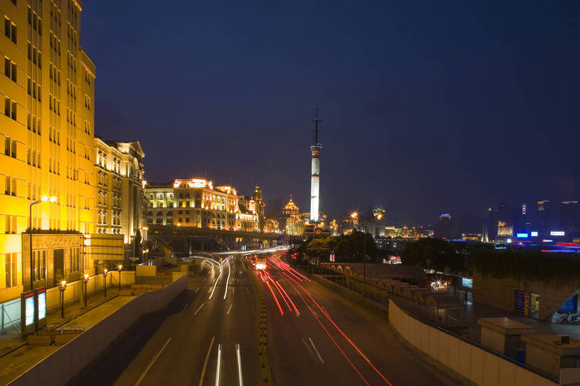 码头,横图,彩色,室外,购物,度假,河流,美景,城市风光,城市,建筑,摩天大楼,霓虹灯,夜景,上海,中国,亚洲,阴影,繁华,光线,路标,影子,景观,灯光,交通,娱乐,现代,黄浦江,霓虹,广告,外滩,享受,休闲,闪耀,景色,放松,摄影,申,闪烁,黄浦区,东亚,发展,浦东发展银行大楼,中山东一路,上海市,中华人民共和国,沪,华东地区,昌盛,繁荣,闪动,闪灼,发达,夜,旅行,目的地,黄埔滩,上海外滩,外黄埔滩,bj174