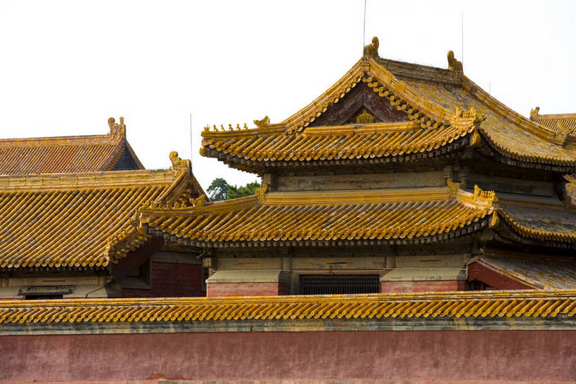 横图,彩色,旅游,度假,名胜古迹,标志建筑,地标,建筑,中国,亚洲,遗迹,瓦片,屋顶,文化遗产,古迹,文物,娱乐,建设,古建筑,墙壁,黄色,红色,享受,休闲,旅游胜地,放松,摄影,琉璃瓦,古代建筑,中国文化,古文明,东亚,中华人民共和国,河北省,橙,彩图,旅行,目的地,传统文化,清西陵,bj174